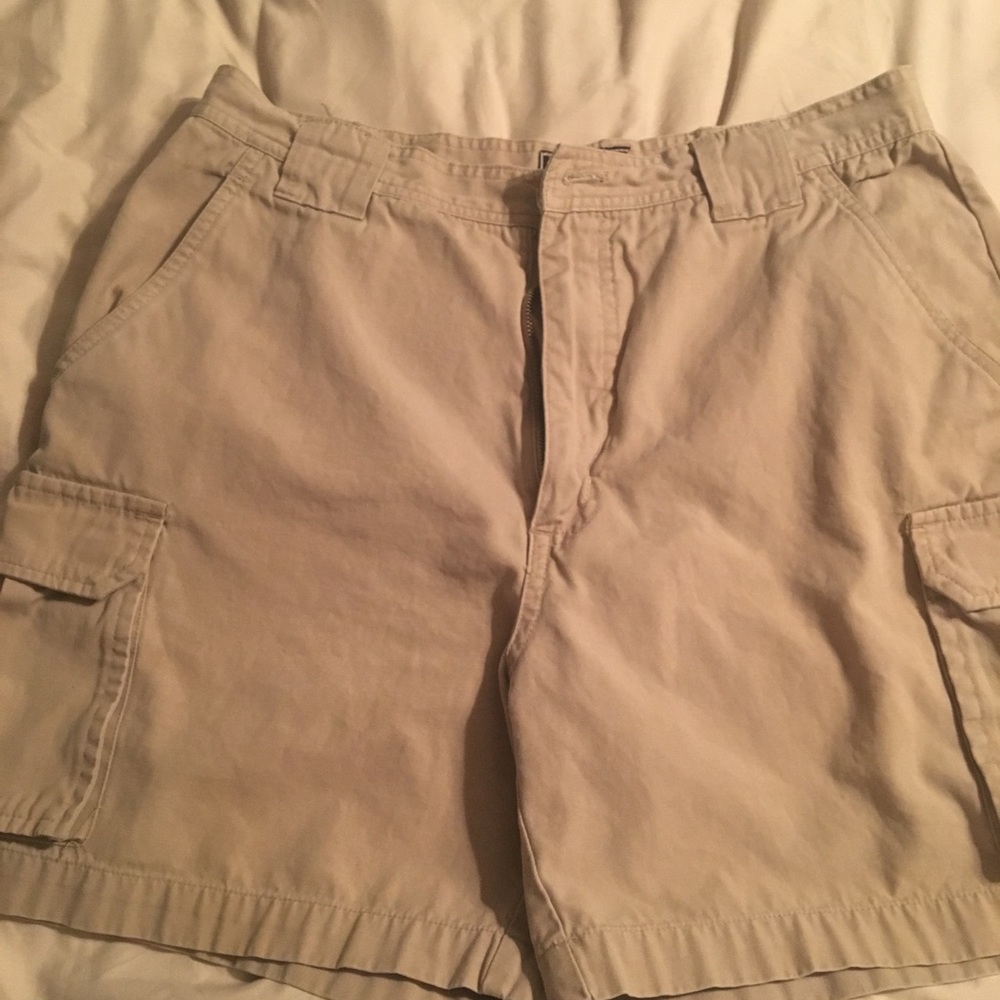 Specialty Collection ~ Mens cargo shorts